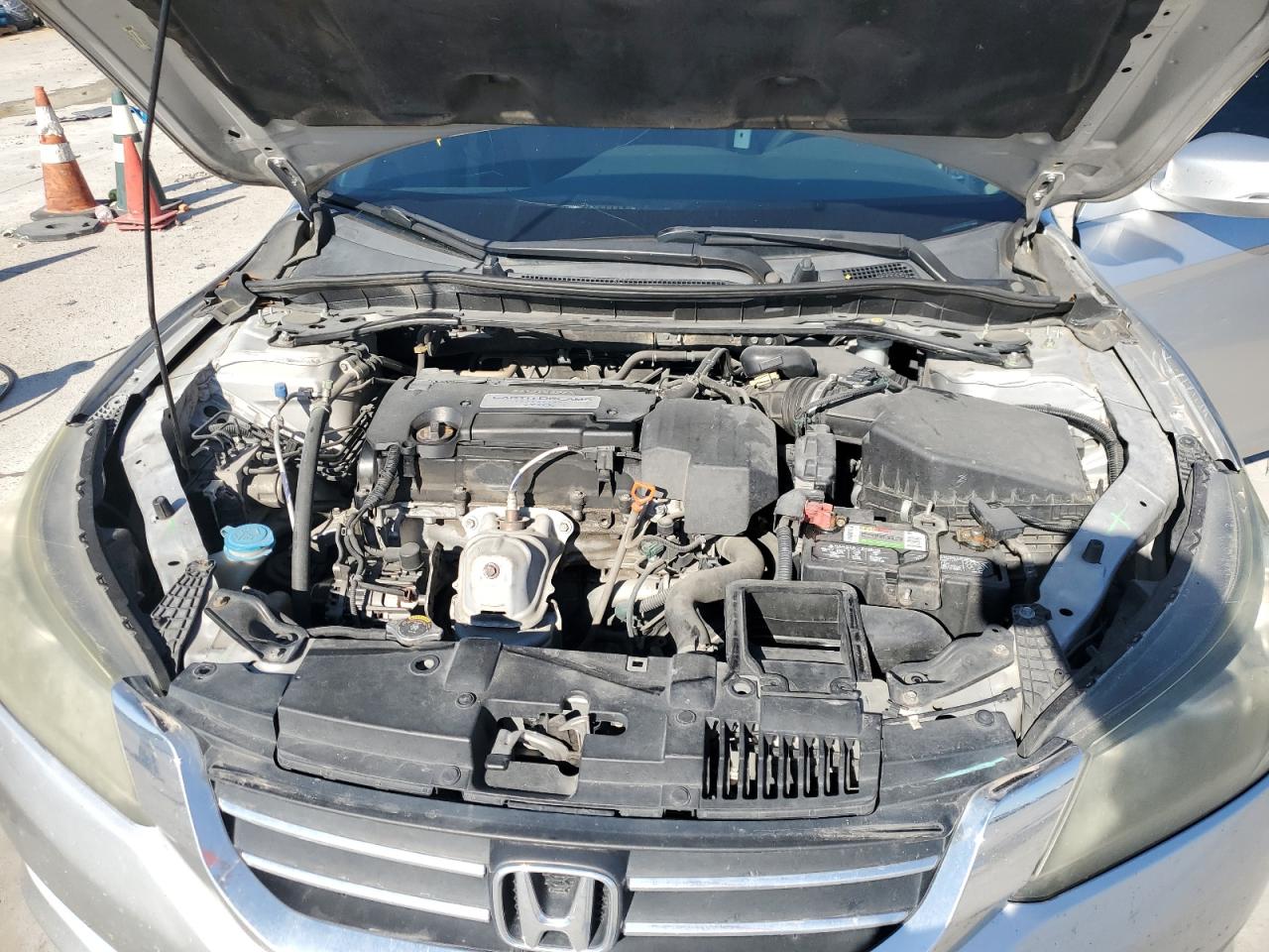 2013 Honda Accord - Image 11
