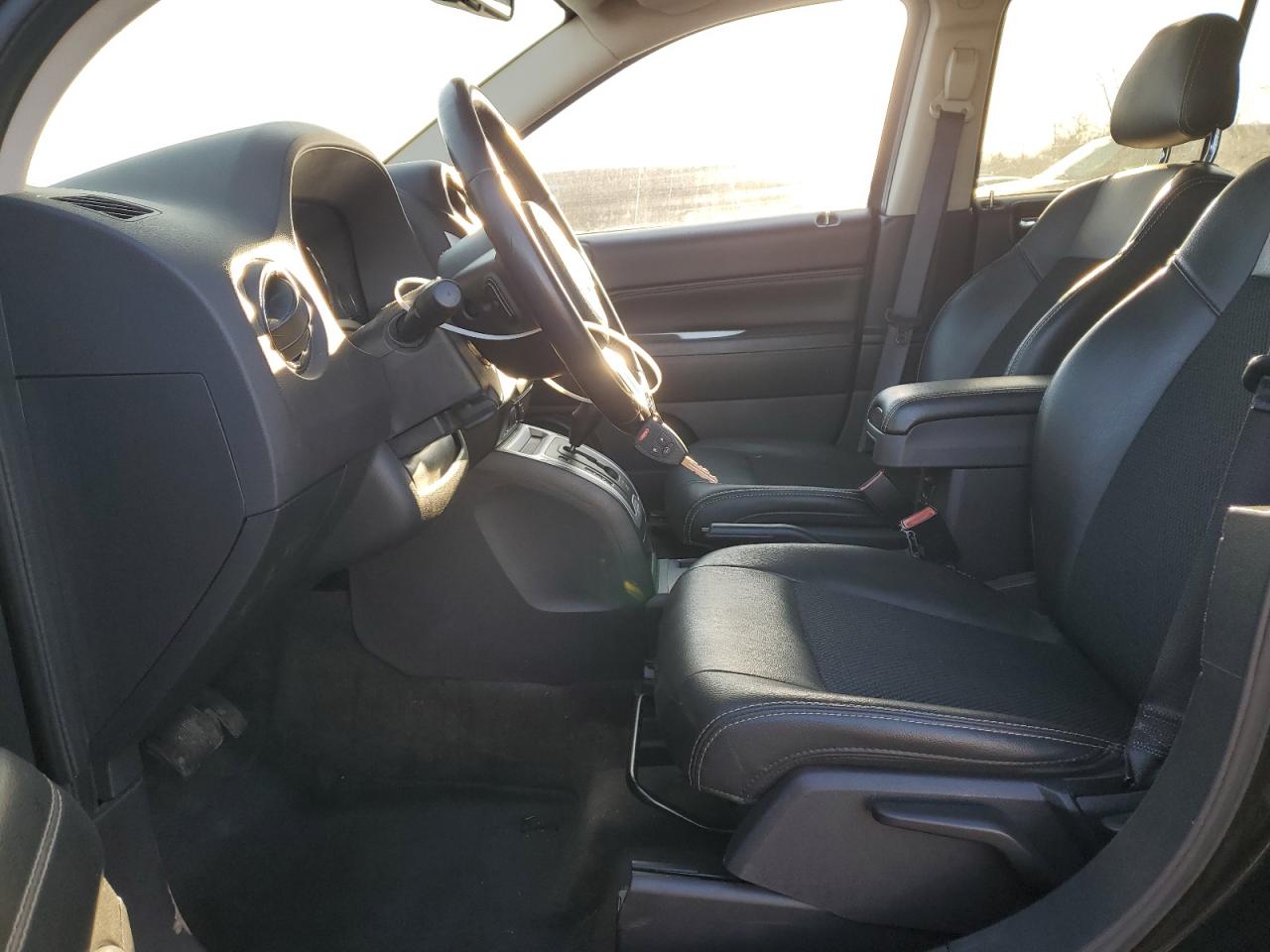 2017 Jeep Compass - Image 7