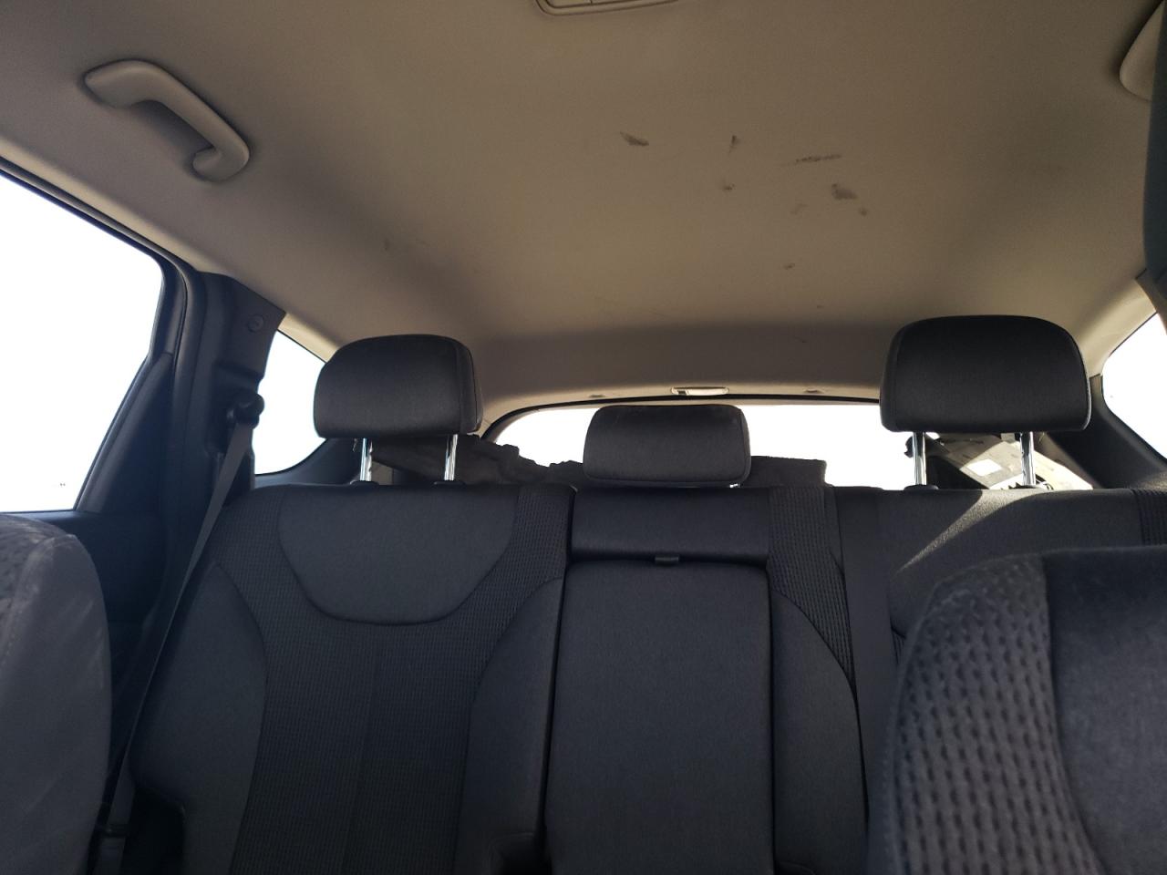2019 Hyundai Santa Fe - Image 10