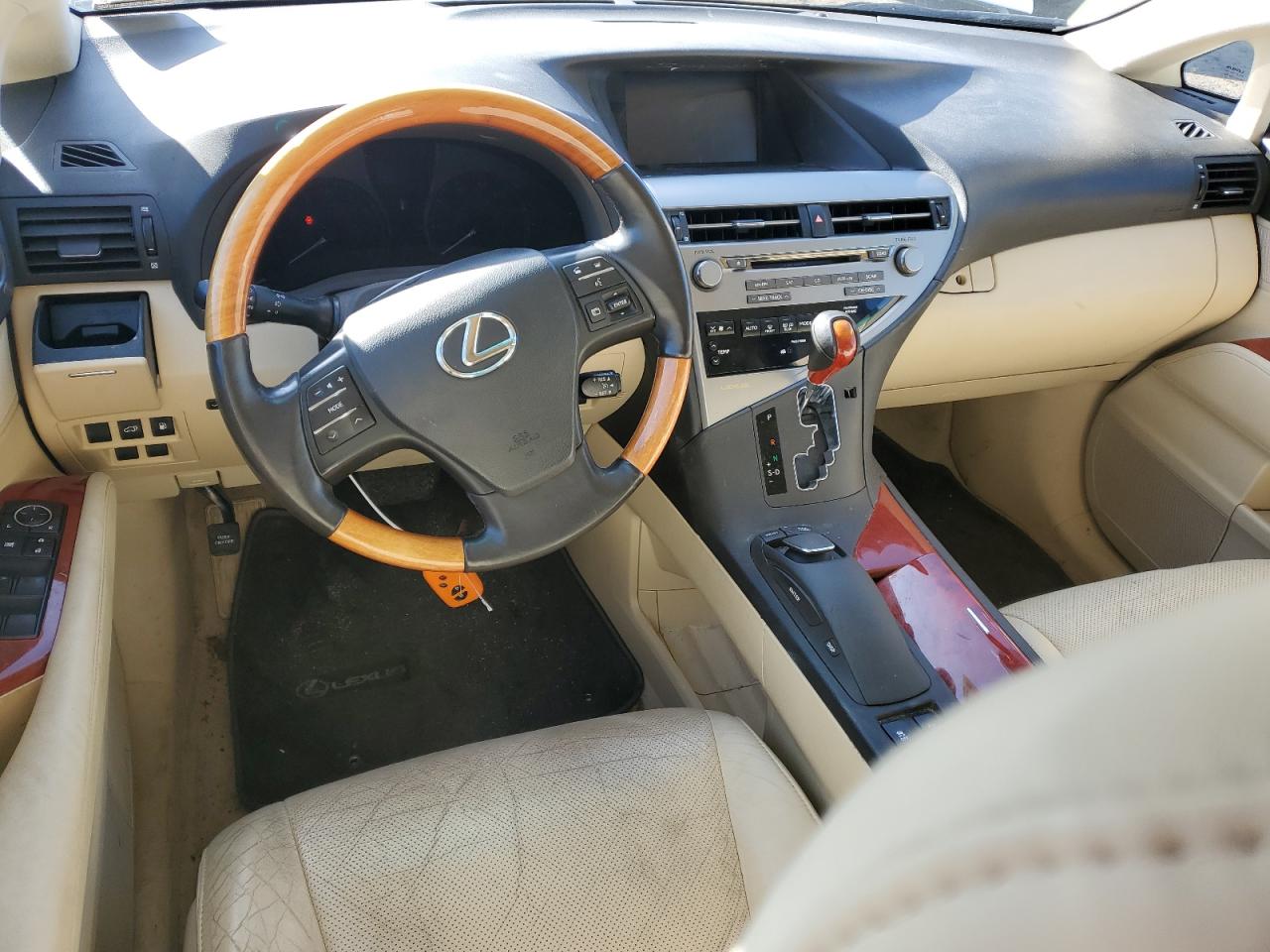 2010 Lexus RX - Image 8