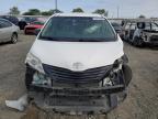 2012 Toyota Sienna    na sprzedaż w Sacramento, CA - Front End
