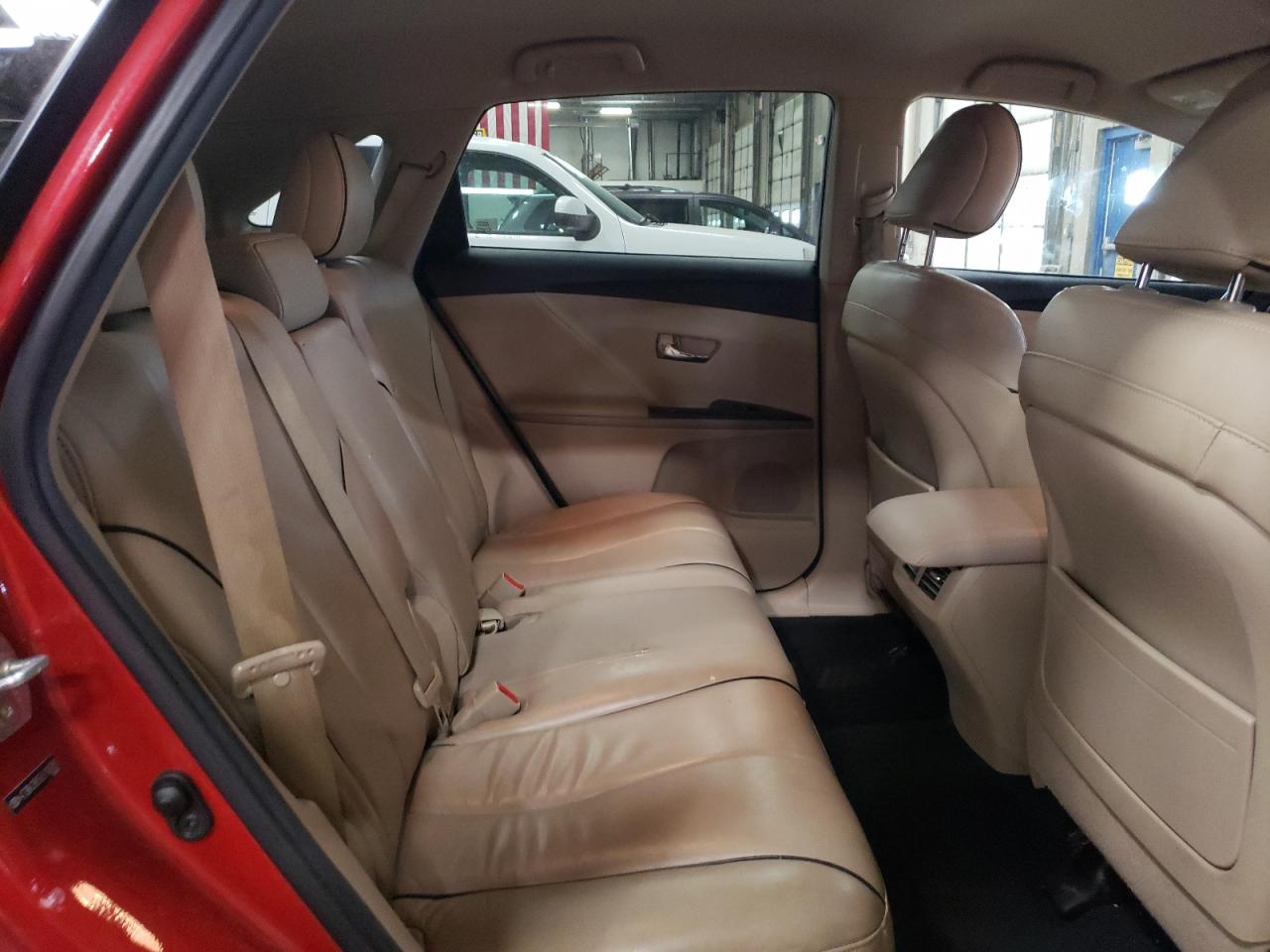 2014 Toyota Venza - Image 11