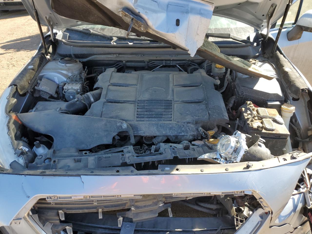 2015 Subaru Outback - Image 11