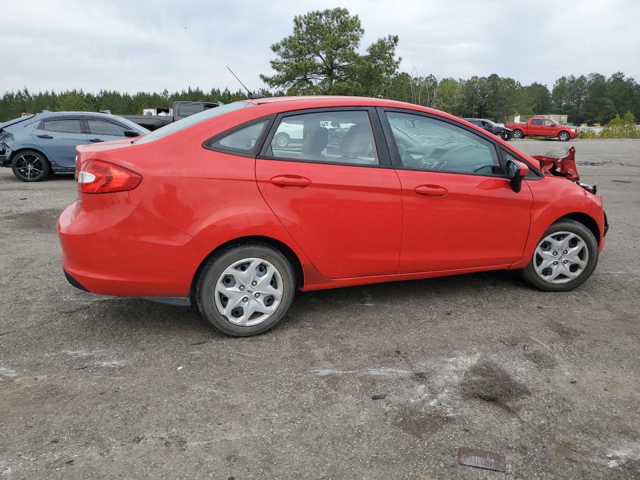 2012 Ford Fiesta - Image 3