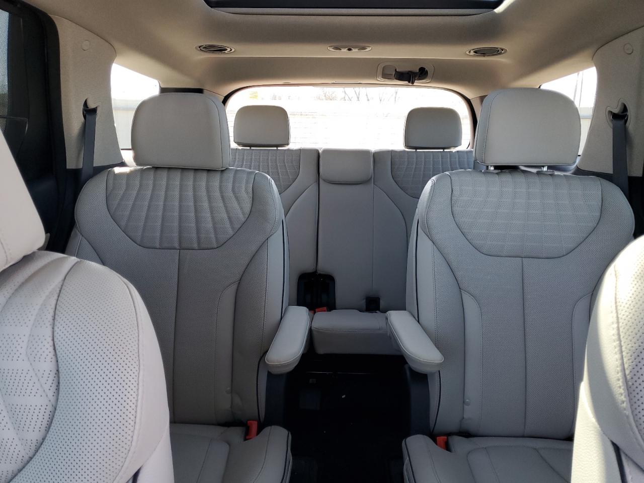2024 Hyundai Palisade - Image 10