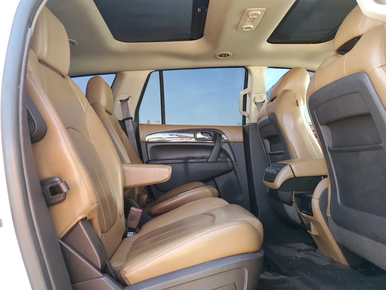 2016 Buick Enclave - Image 11