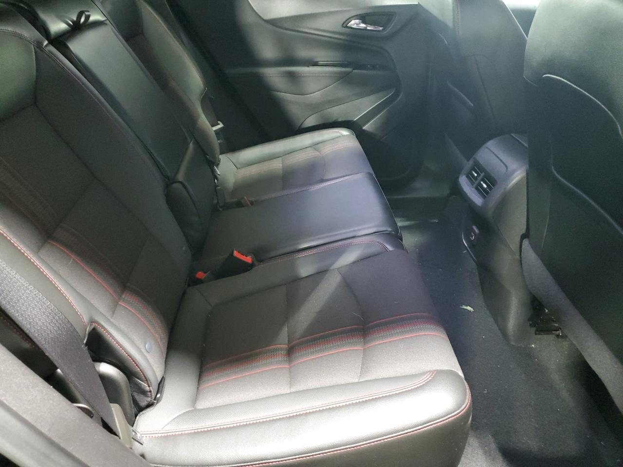 2023 Chevrolet Equinox - Image 12