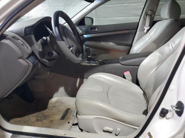  INFINITI G37 2013 White