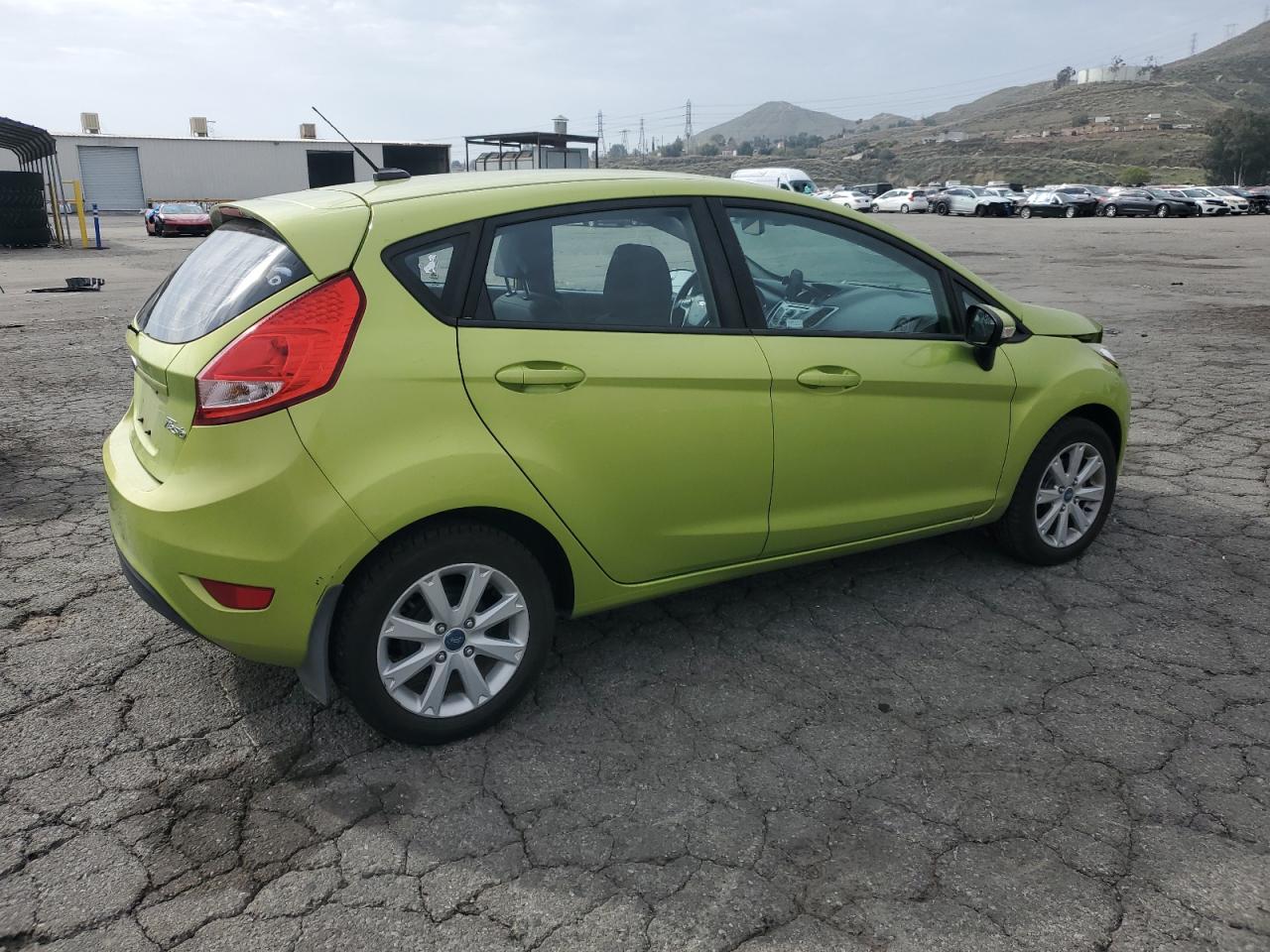 2013 Ford Fiesta - Image 3