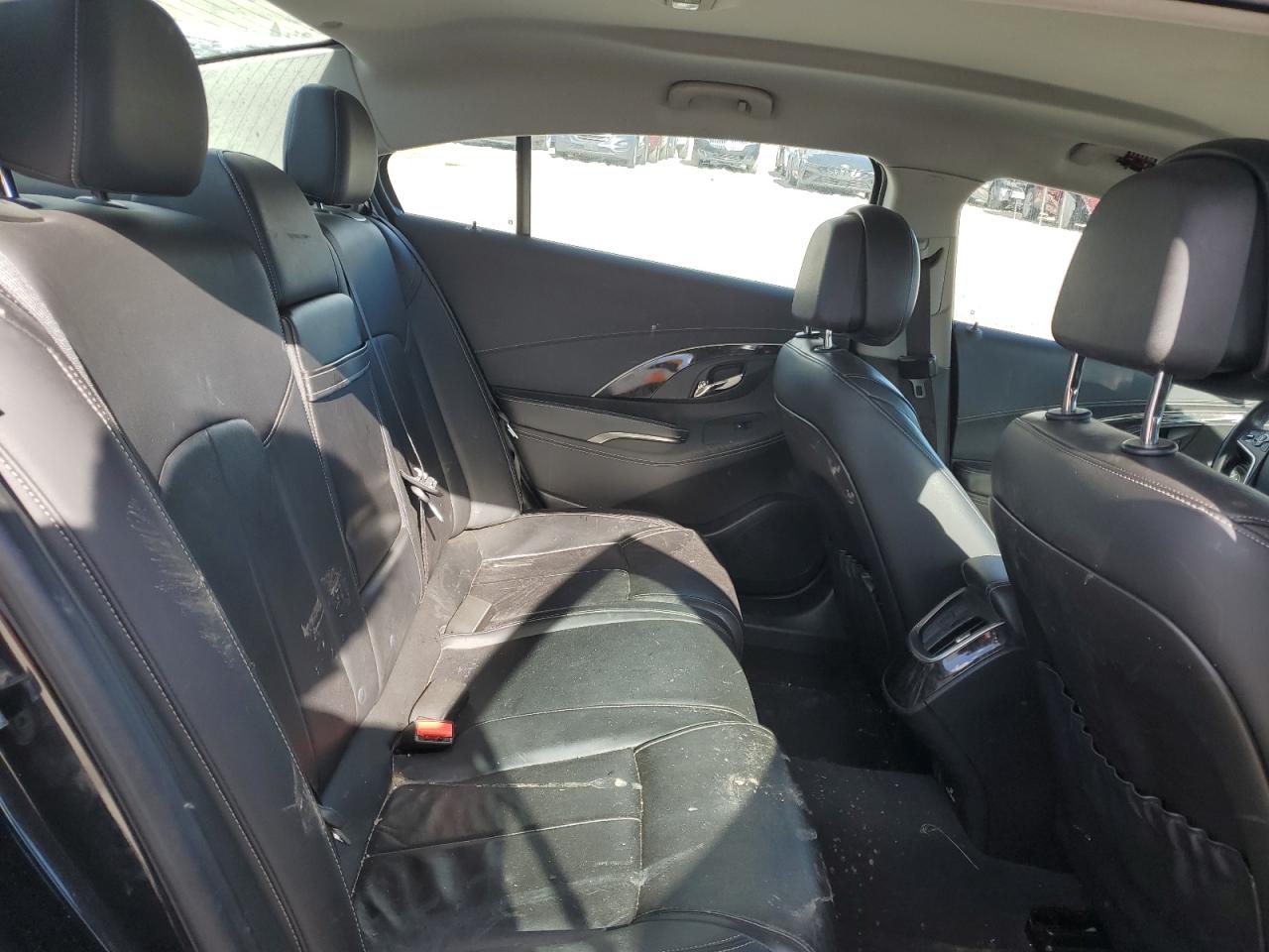 2014 Buick LaCrosse - Image 11