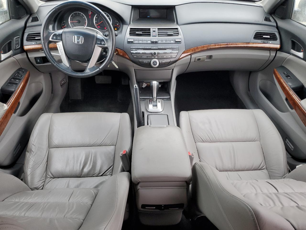 2012 Honda Accord - Image 8