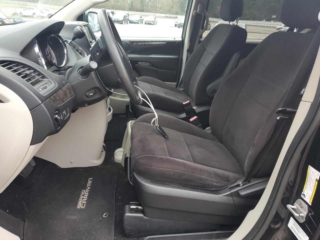 2011 Dodge Caravan - Image 7