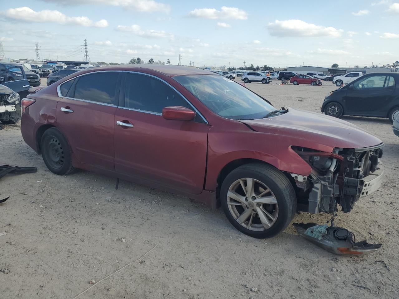 2015 Nissan Altima - Image 4