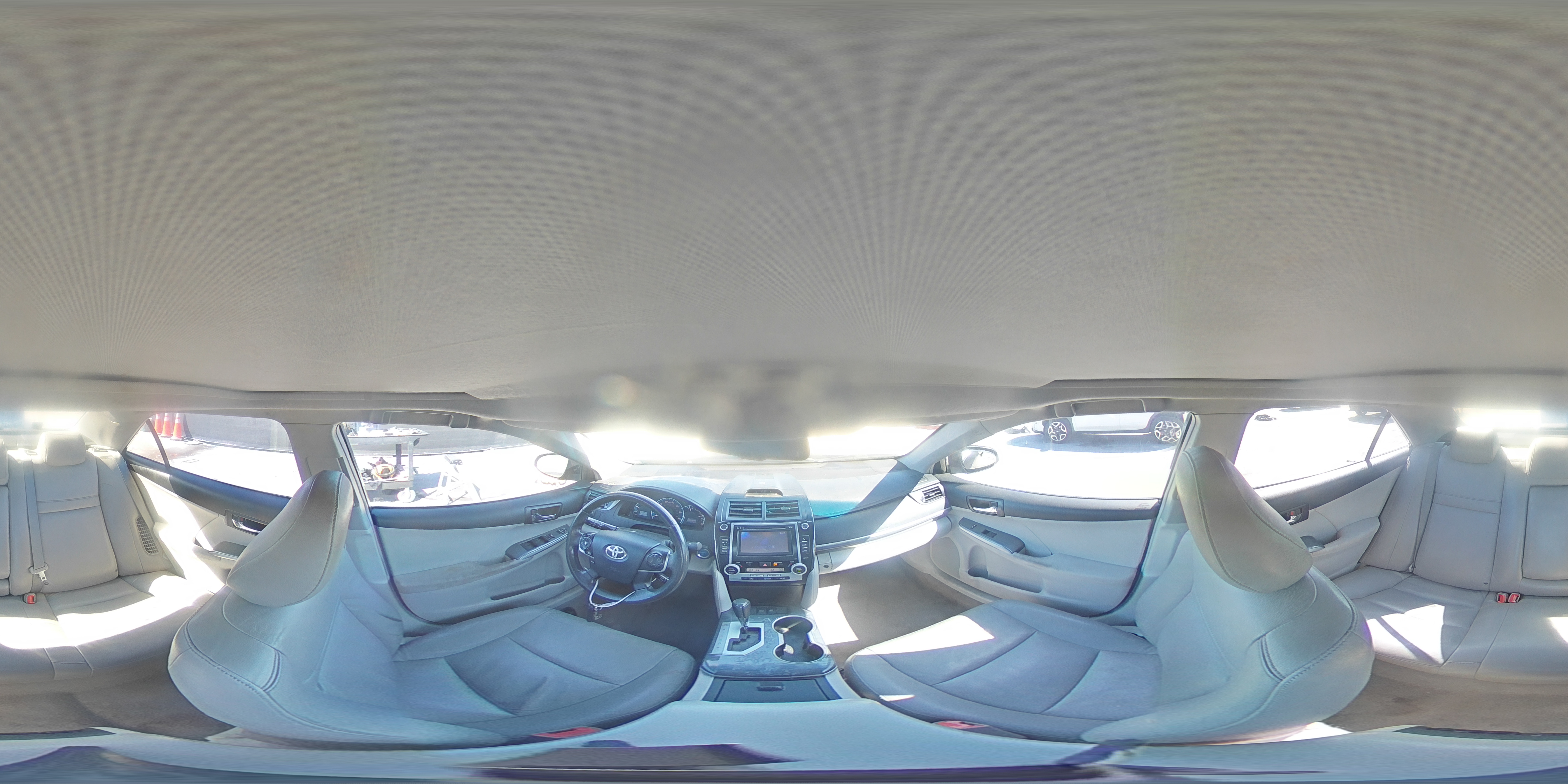 2012 Toyota Camry - Image 14