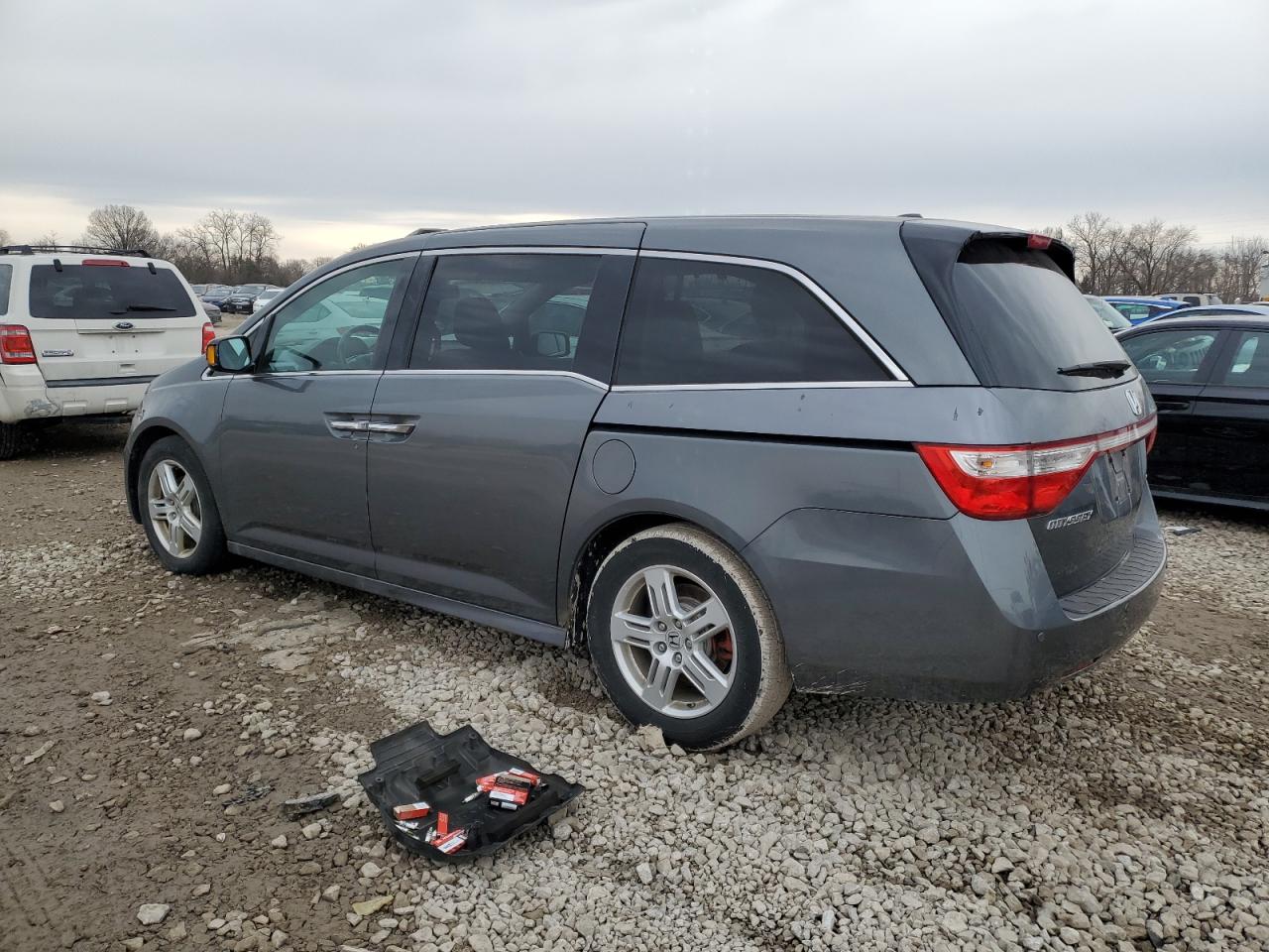 2013 Honda Odyssey - Image 2