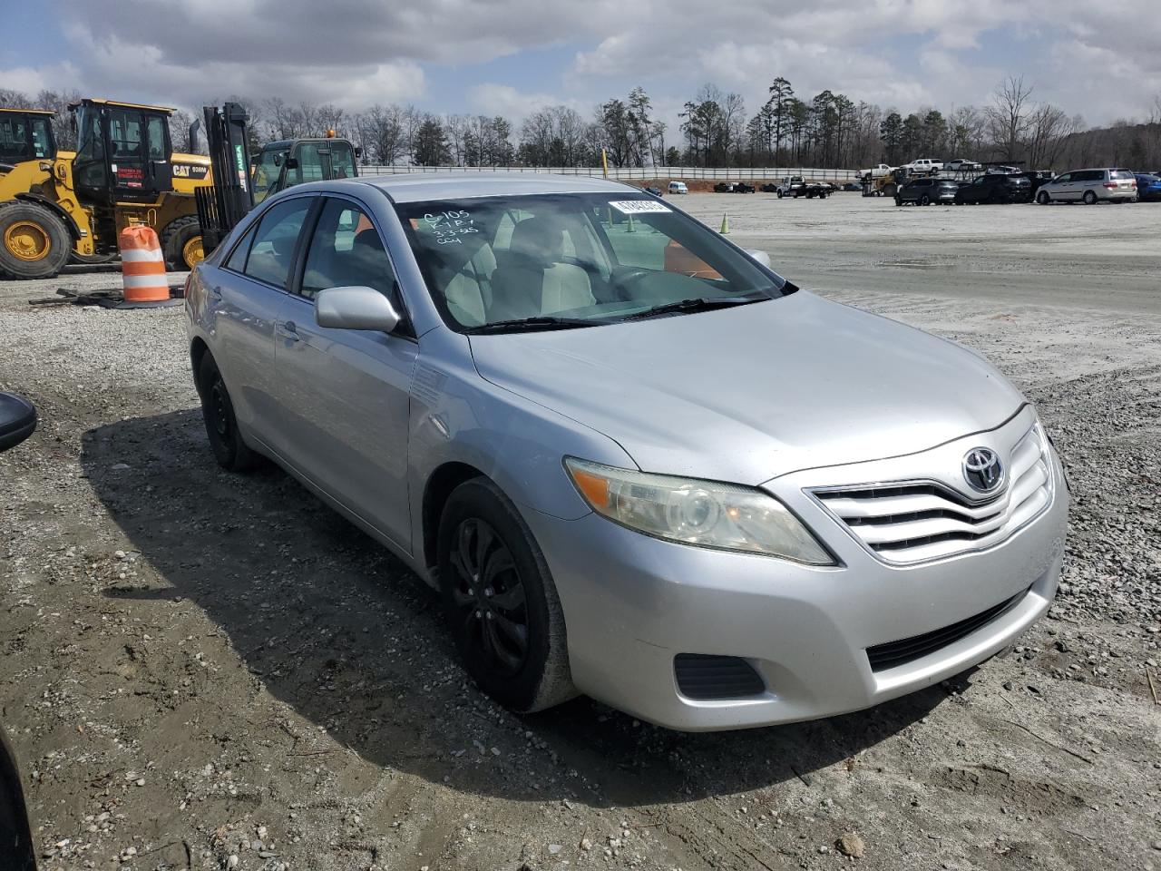 2010 Toyota Camry - Image 4