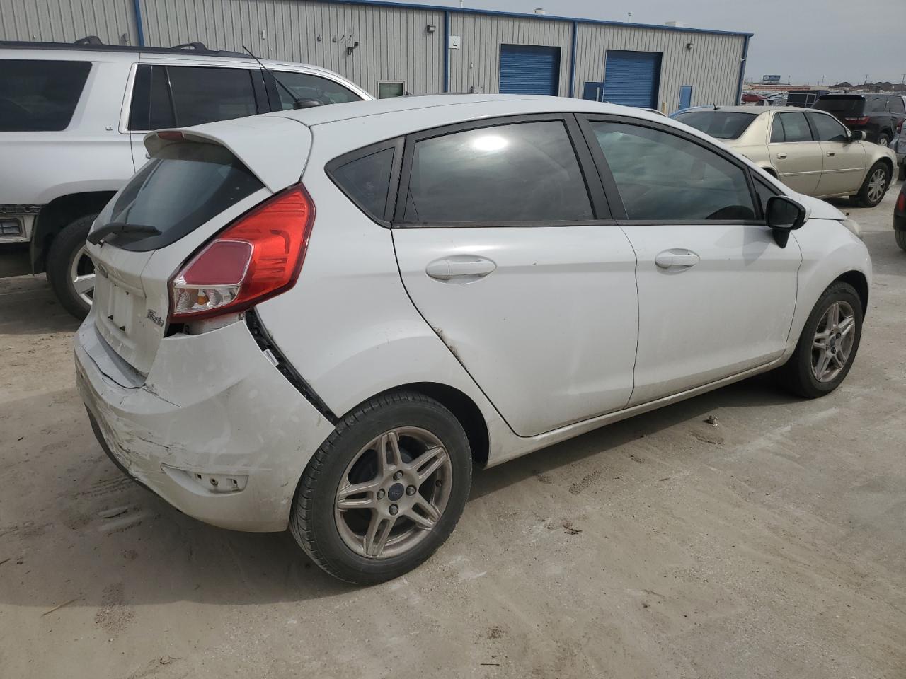 2017 Ford Fiesta - Image 3
