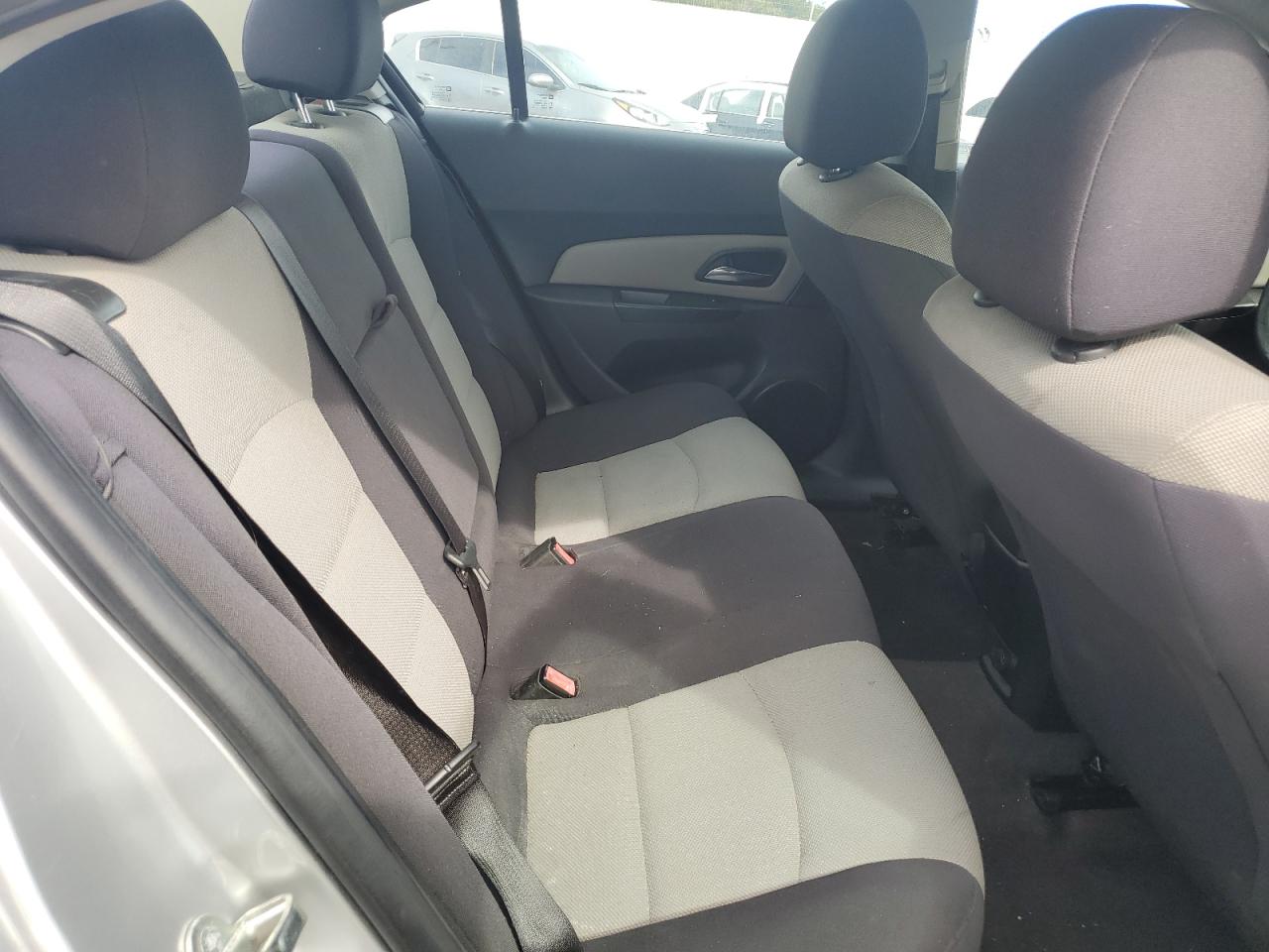 2012 Chevrolet Cruze - Image 11