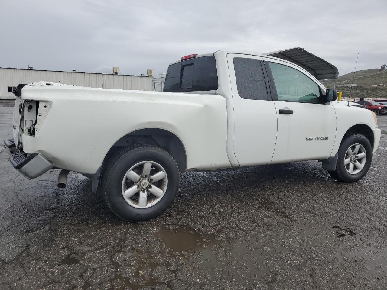 2013 Nissan Titan - Image 3