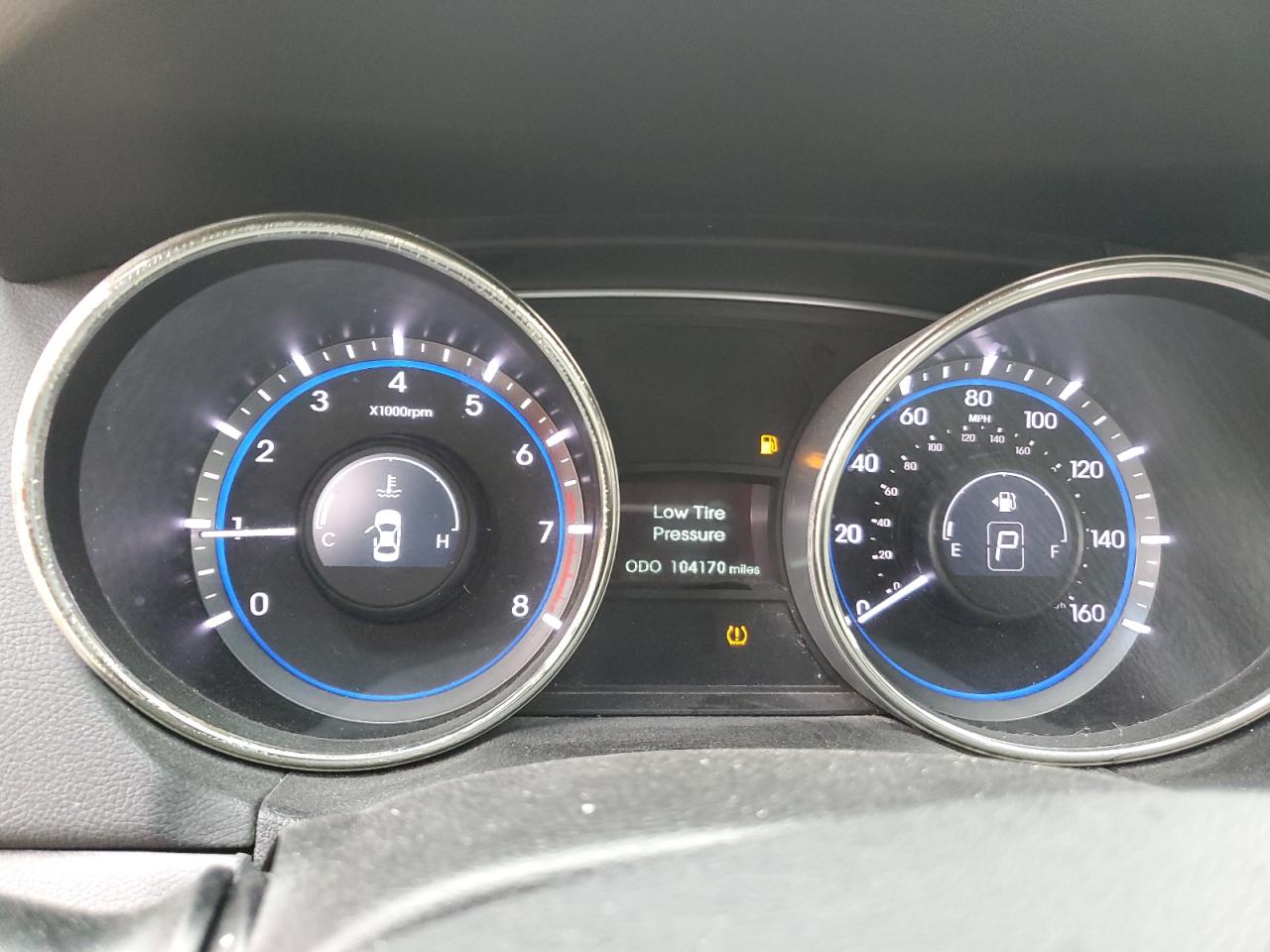 2012 Hyundai Sonata - Image 9