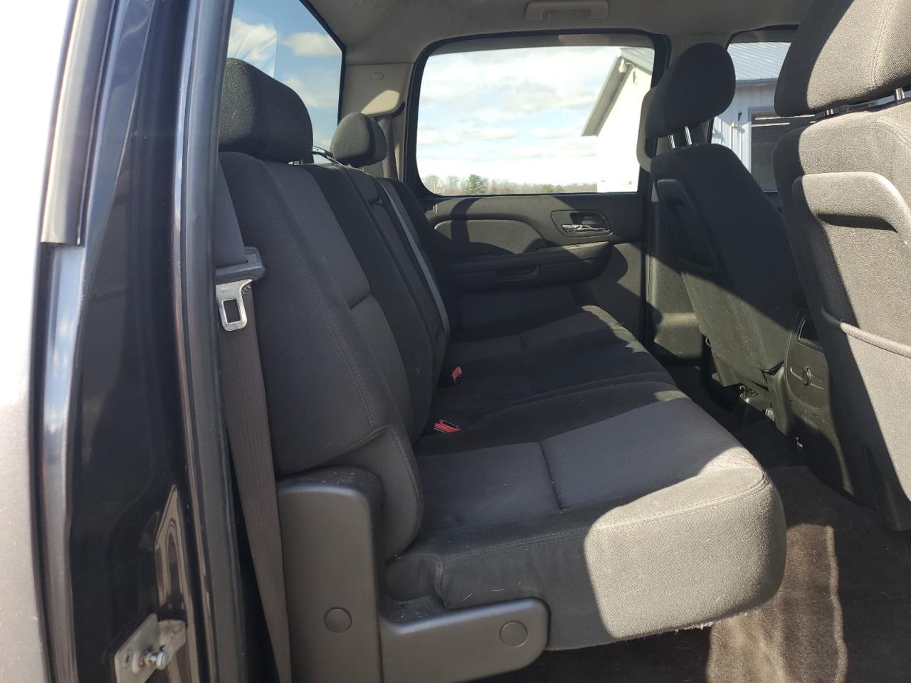 2010 GMC Sierra - Image 10
