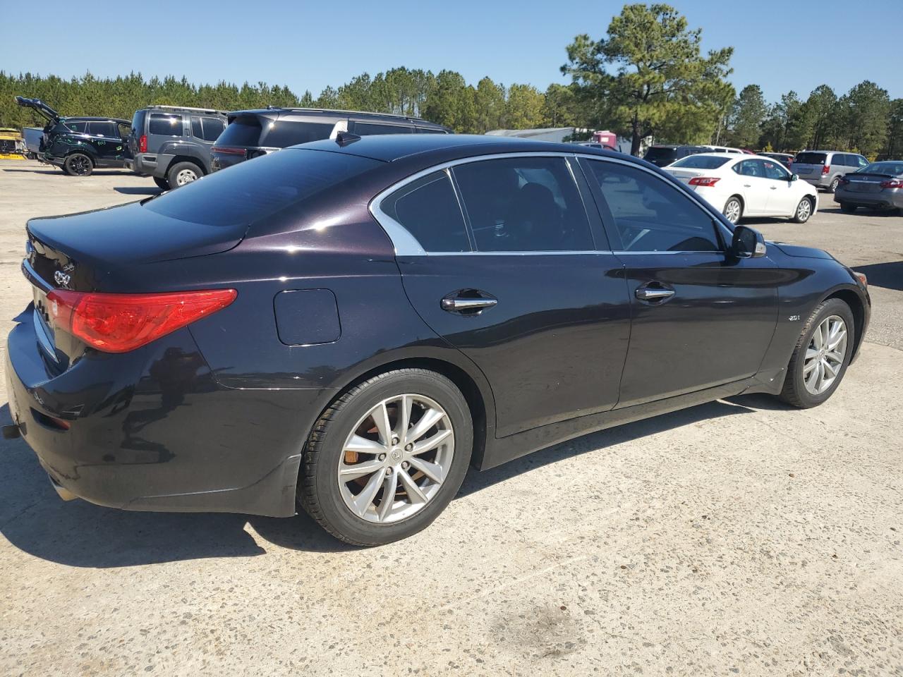 2016 Infiniti Q50 - Image 3