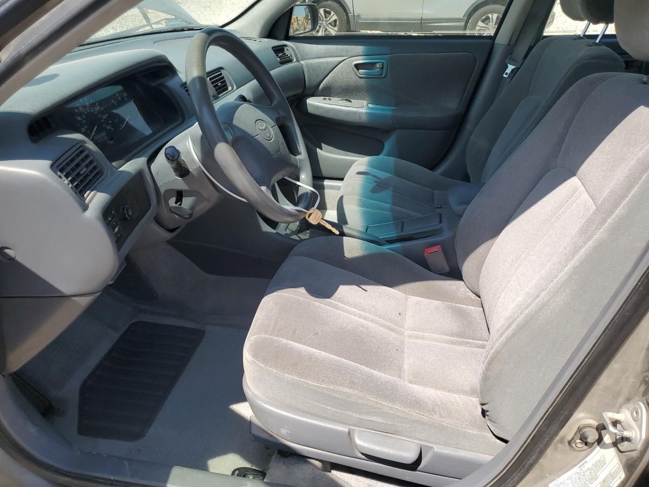 2000 Toyota Camry Ce VIN: 4T1BG22K3YU009533 Lot: 48996855