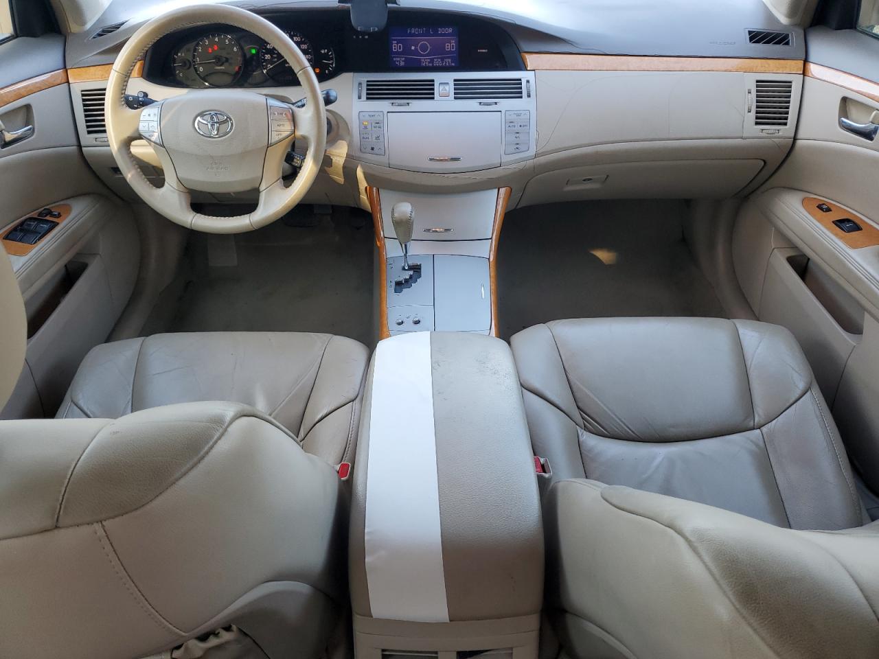 2007 Toyota Avalon - Image 8