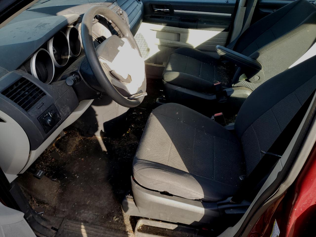 2009 Dodge Caravan - Image 7