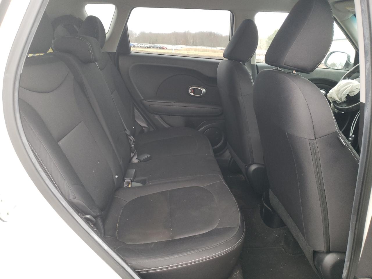 2015 Kia Soul - Image 11