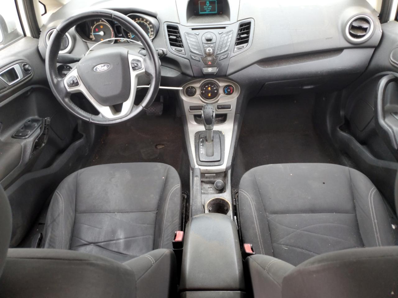 2014 Ford Fiesta - Image 8