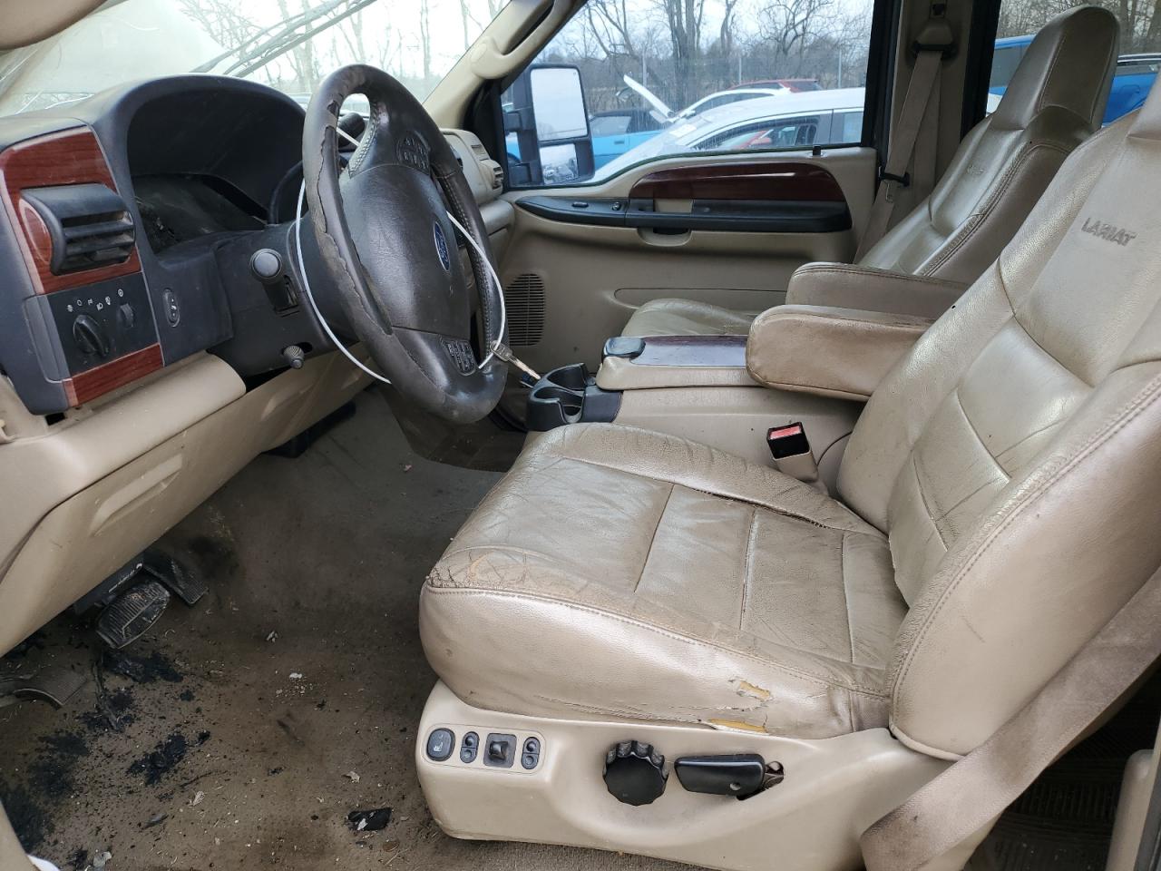 2005 Ford F250 - Image 7