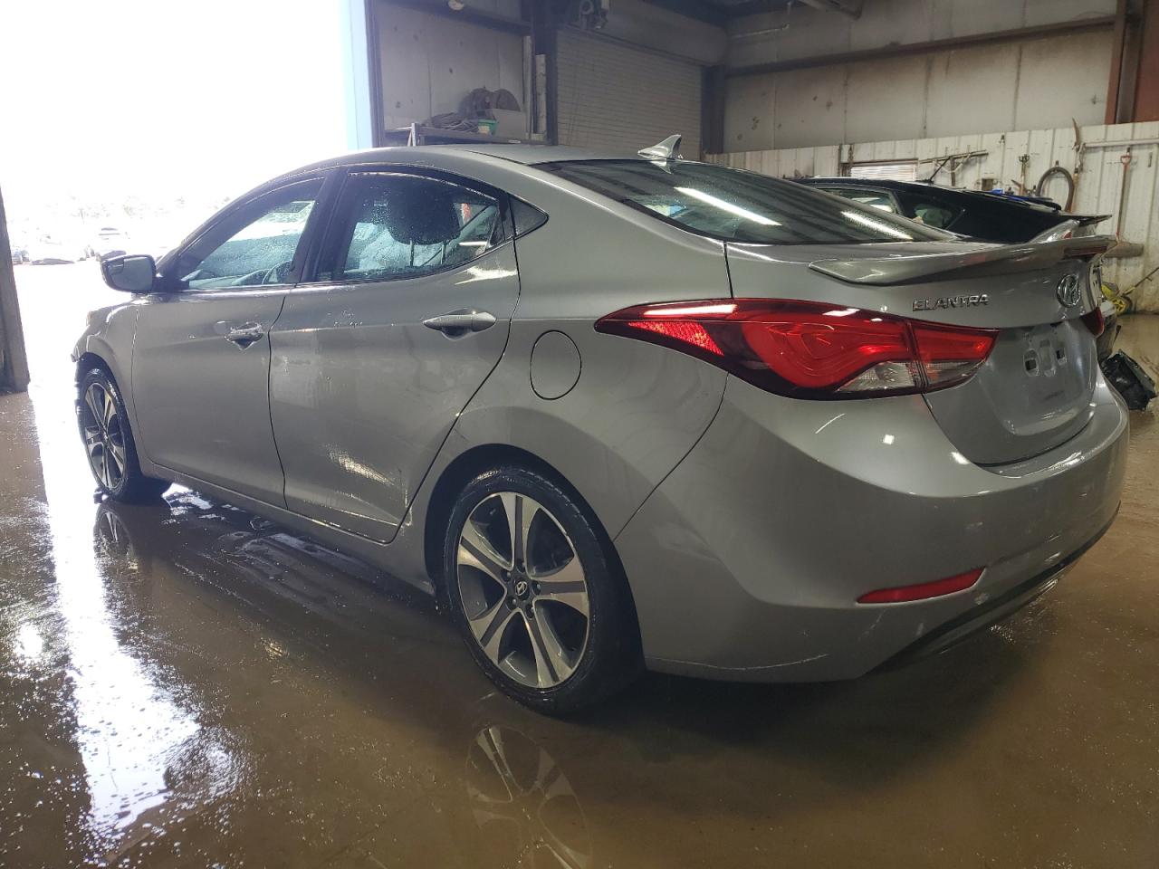 2014 Hyundai Elantra - Image 2