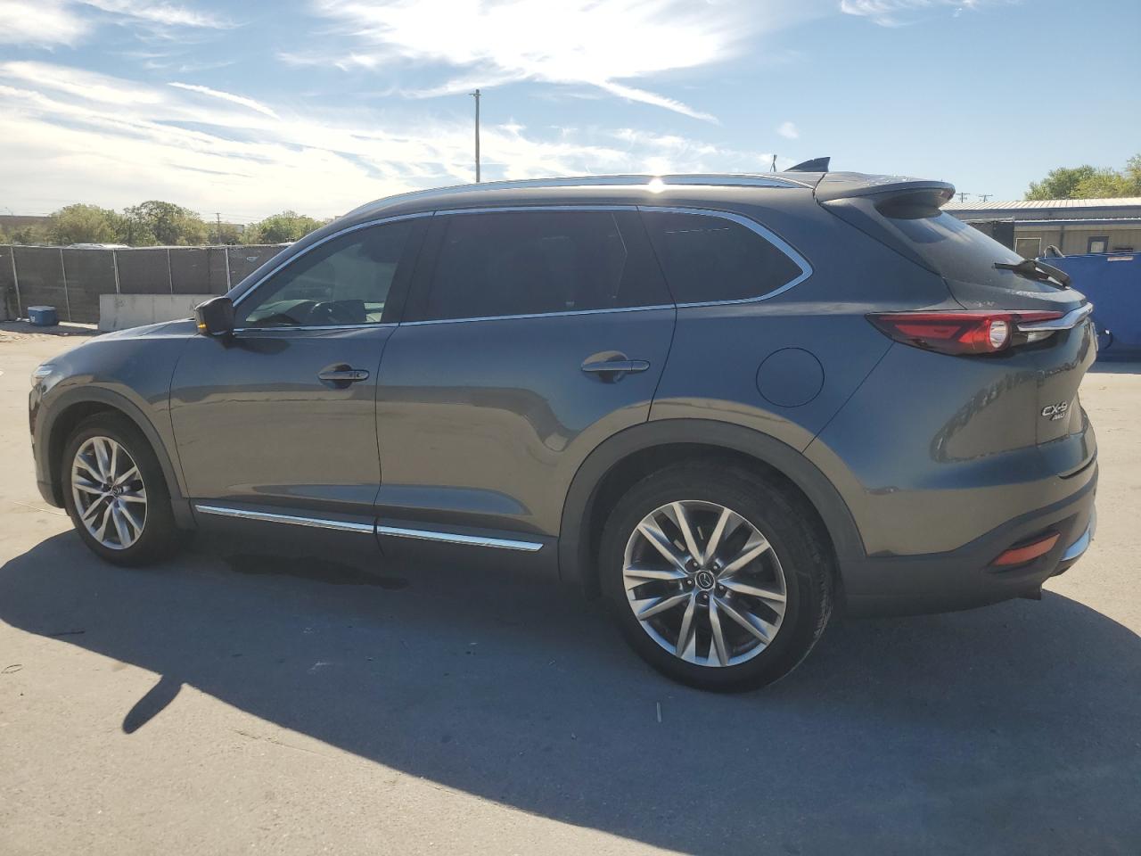 2016 Mazda CX-9 - Image 2