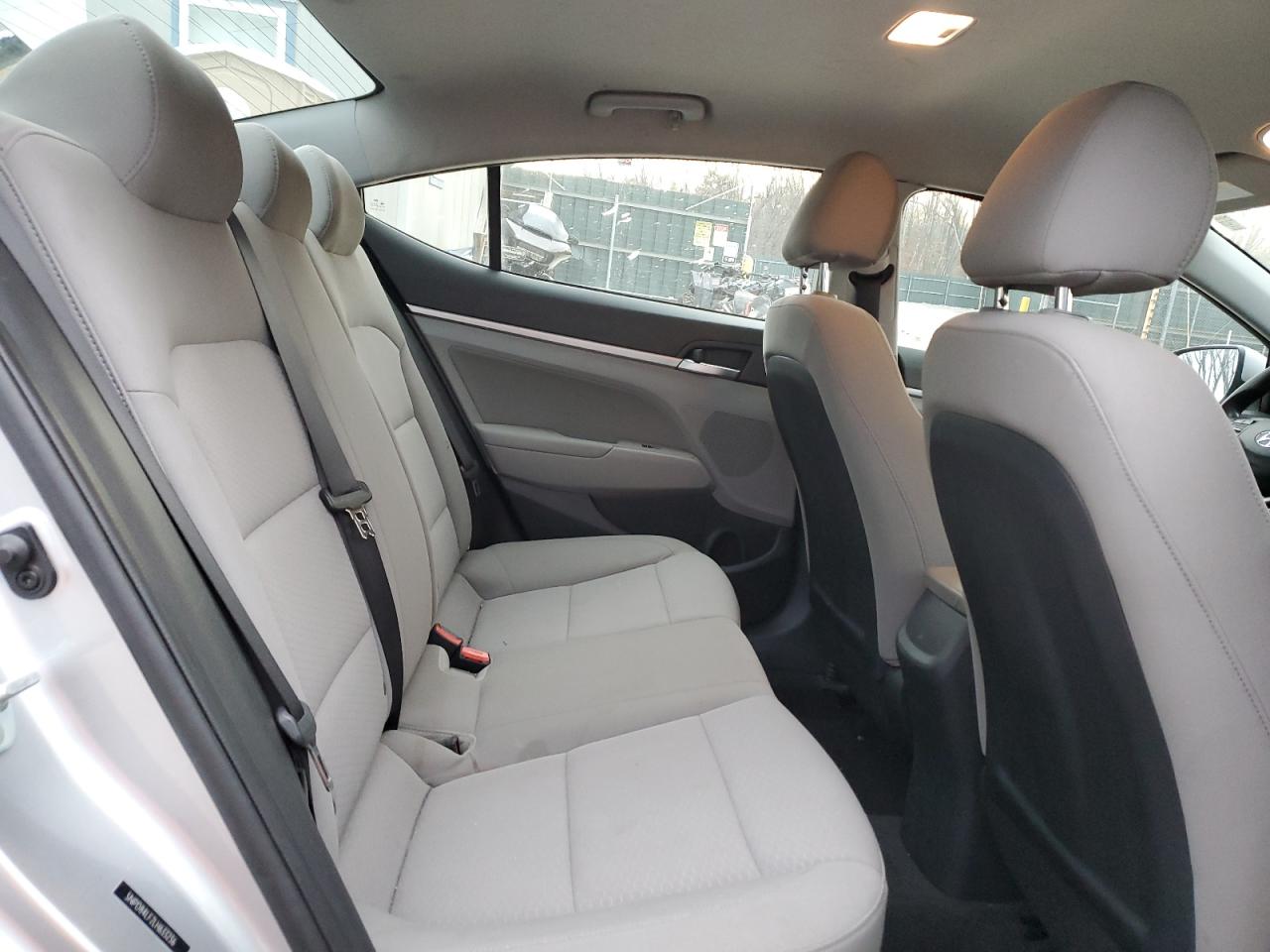 2020 Hyundai Elantra - Image 10