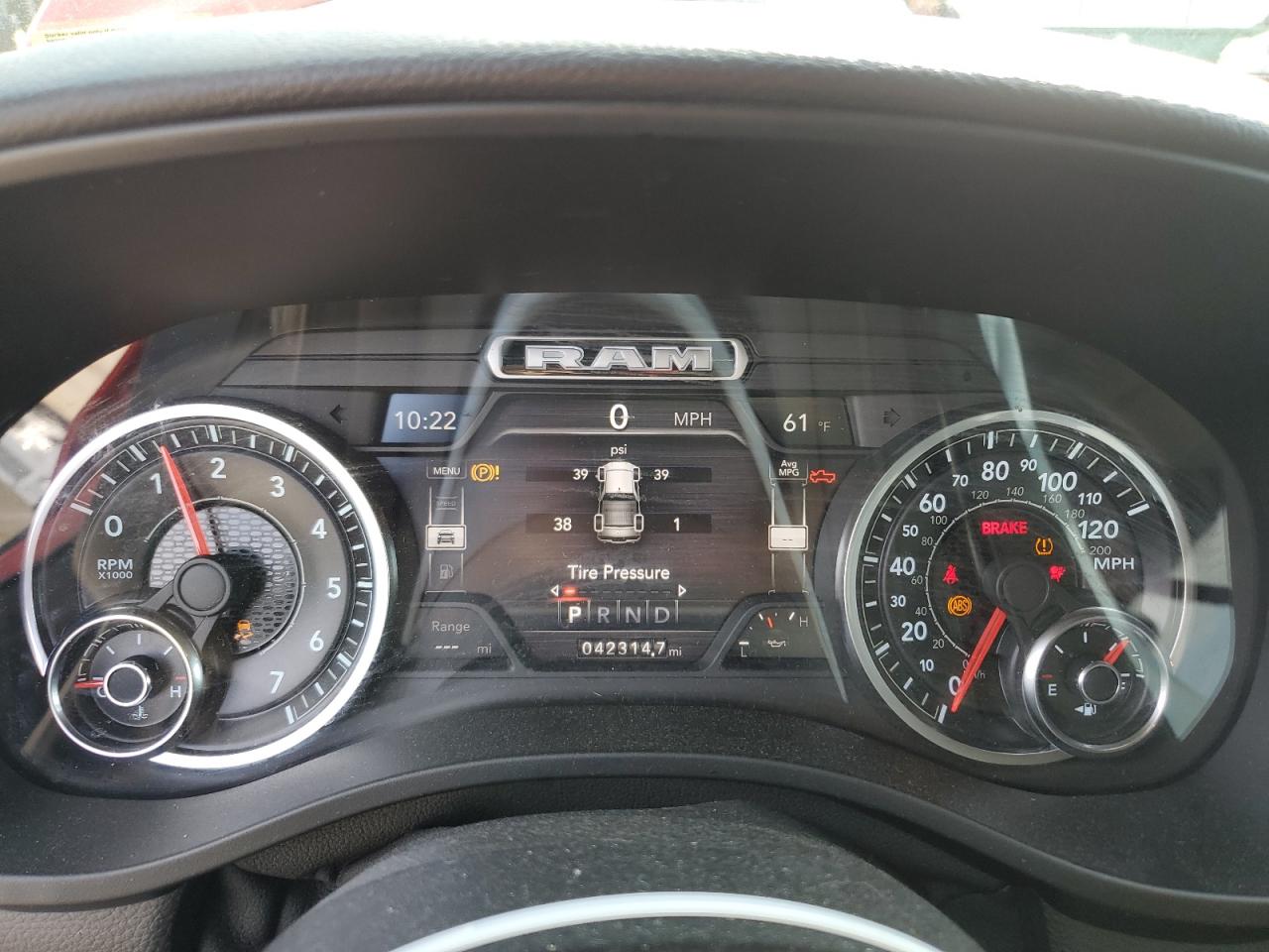 2020 RAM 1500 - Image 9