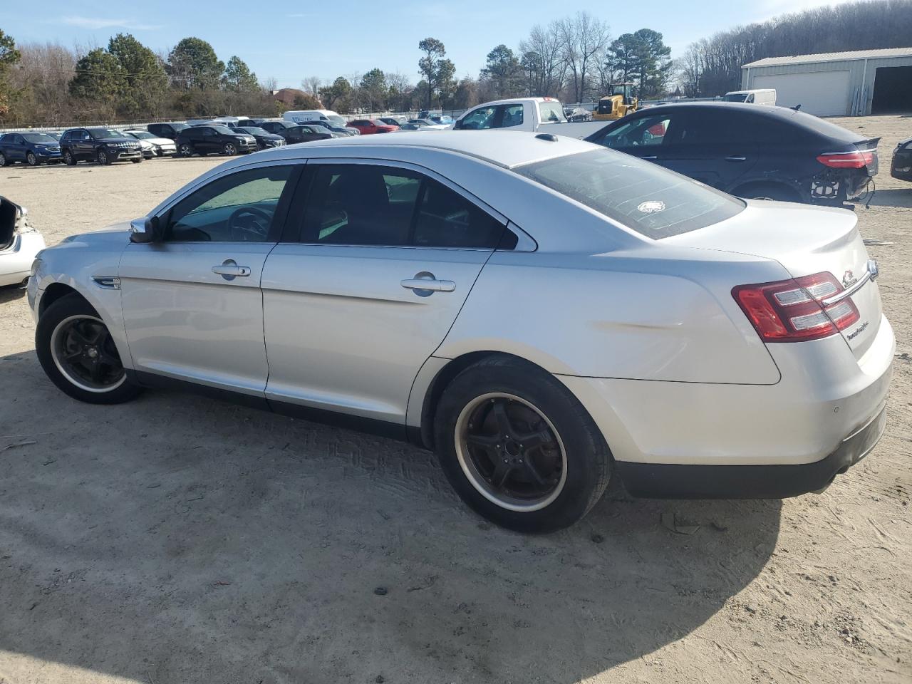 2013 Ford Taurus - Image 2