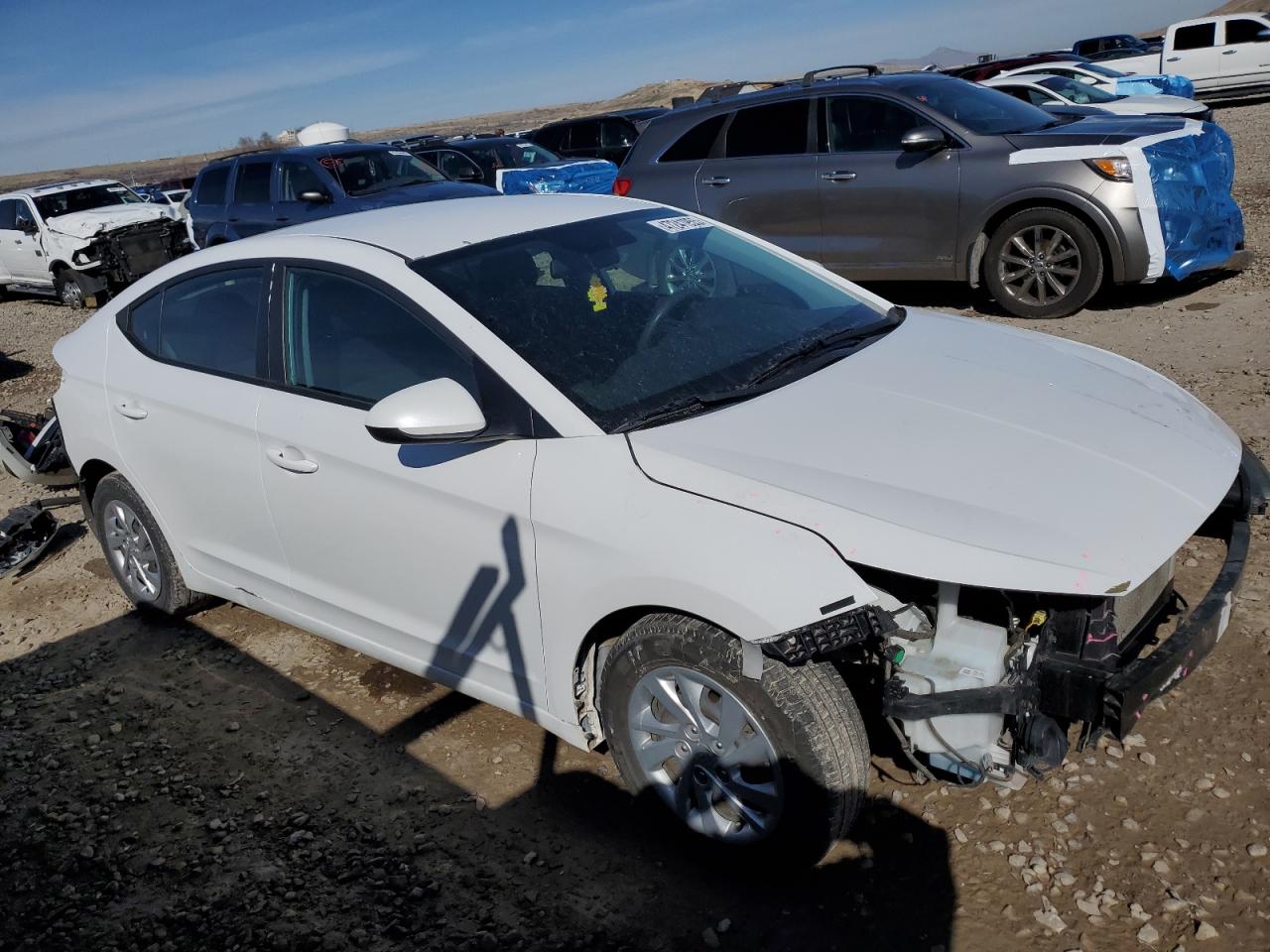 2019 Hyundai Elantra - Image 4