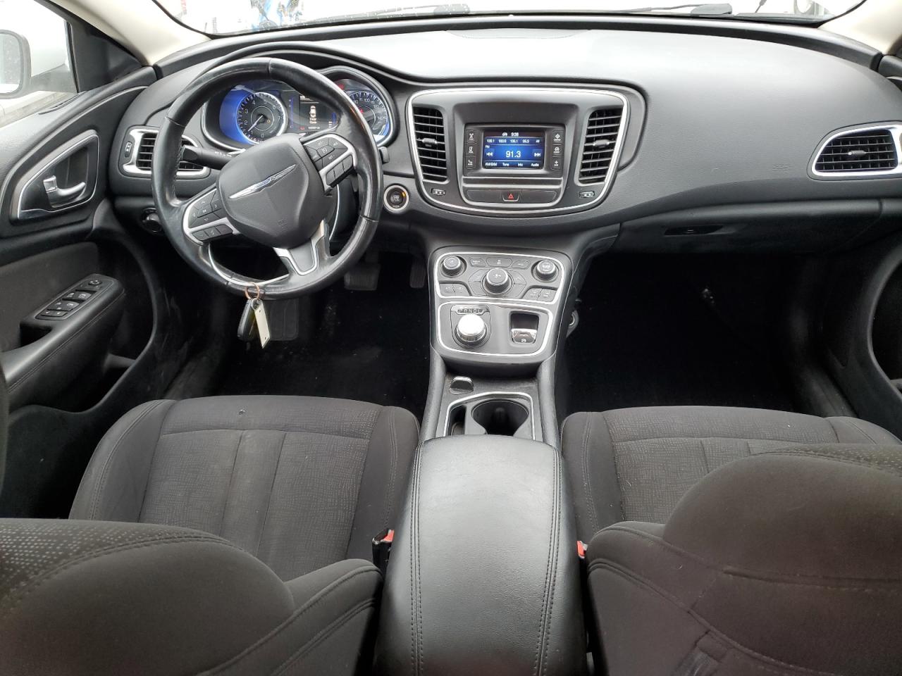 2015 Chrysler 200 - Image 8