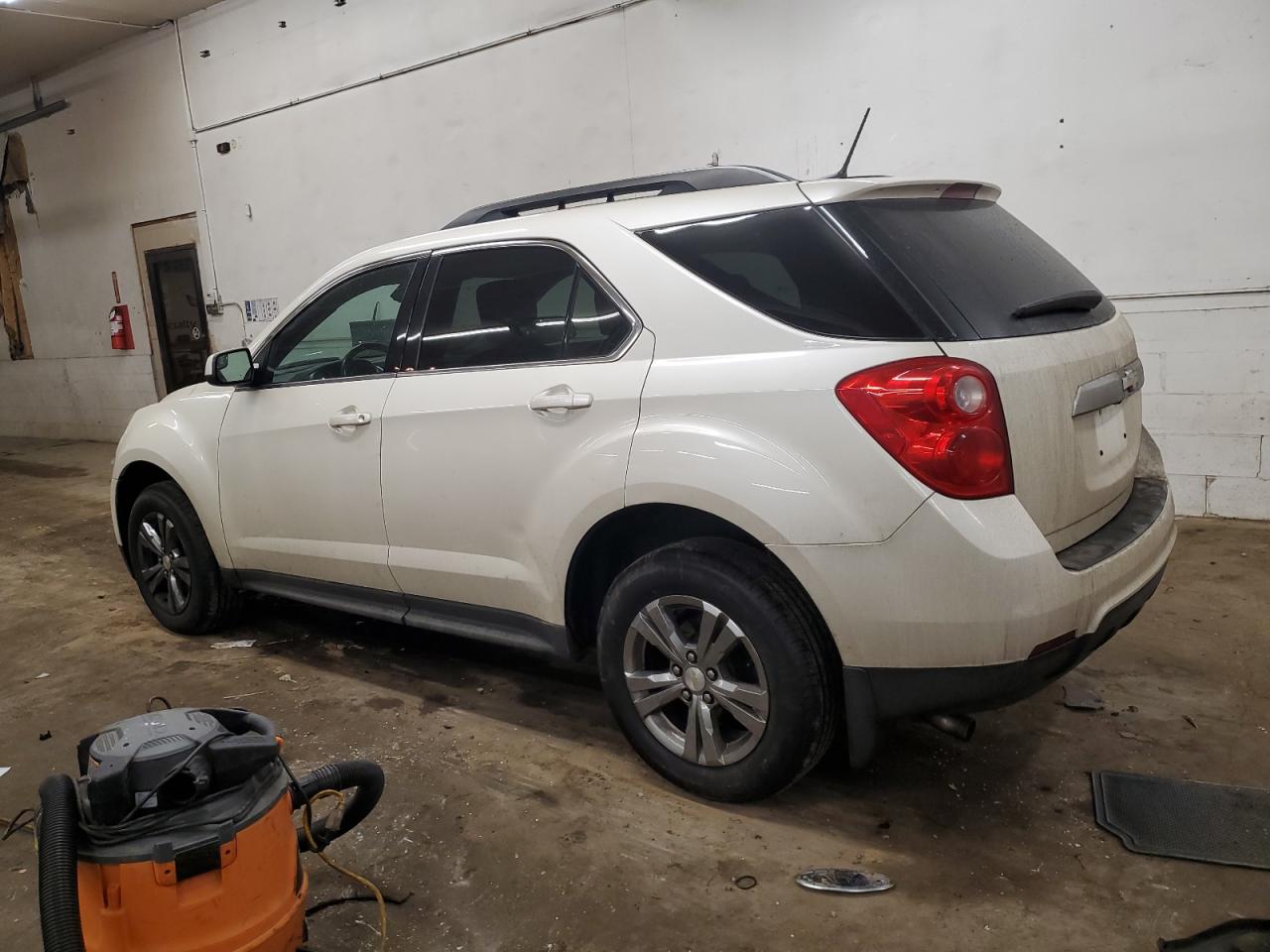 2013 Chevrolet Equinox - Image 2
