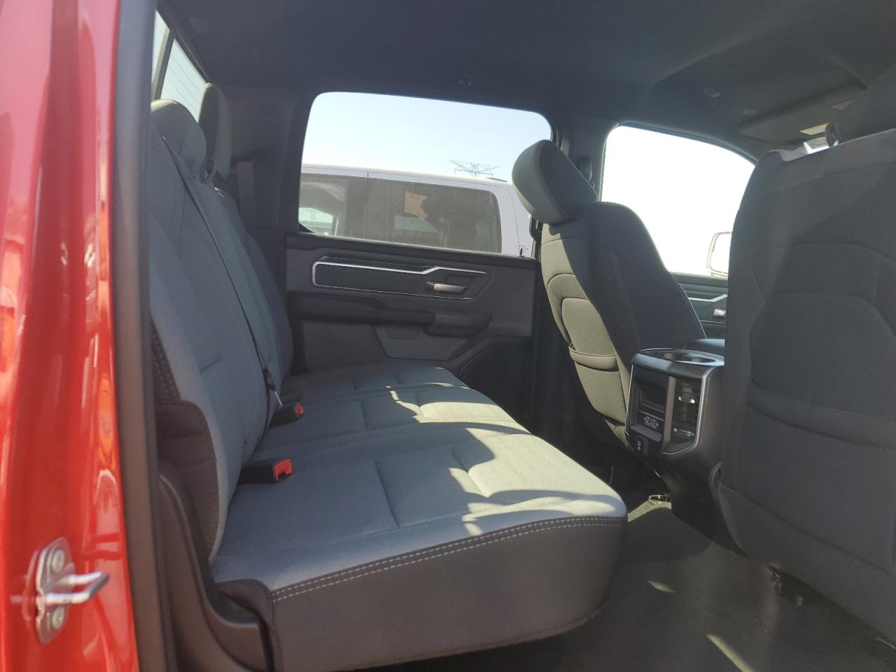 2021 RAM 1500 - Image 10
