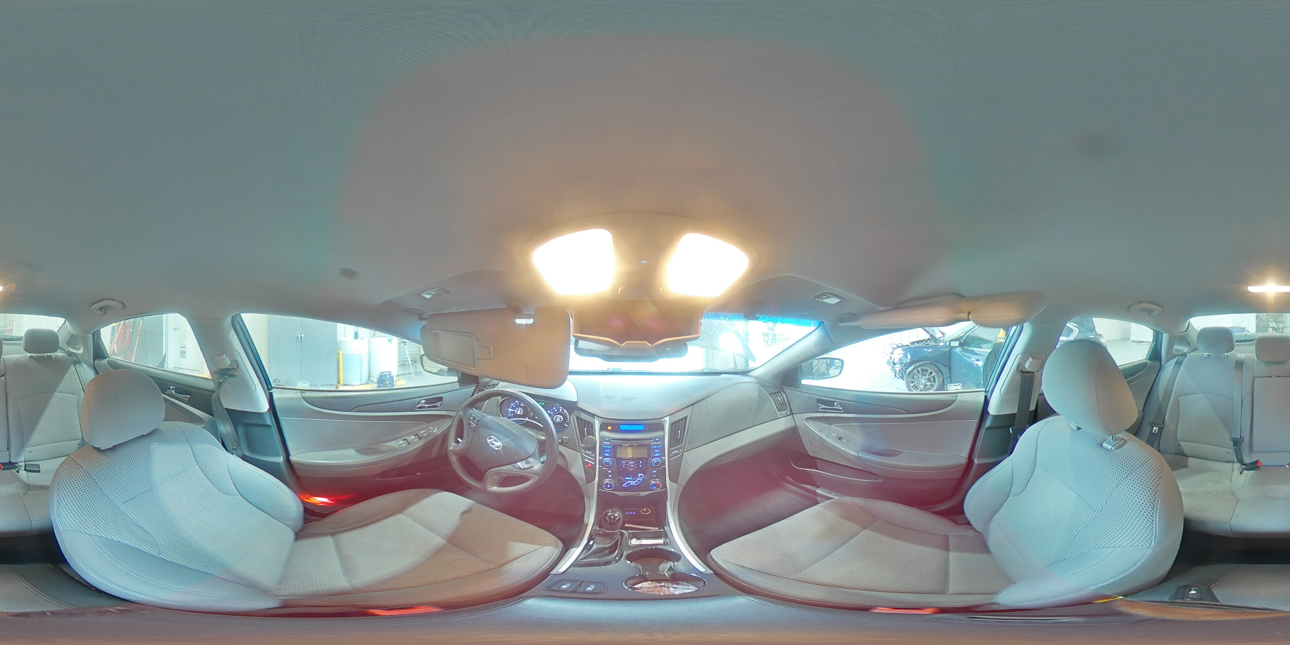2013 Hyundai Sonata - Image 13