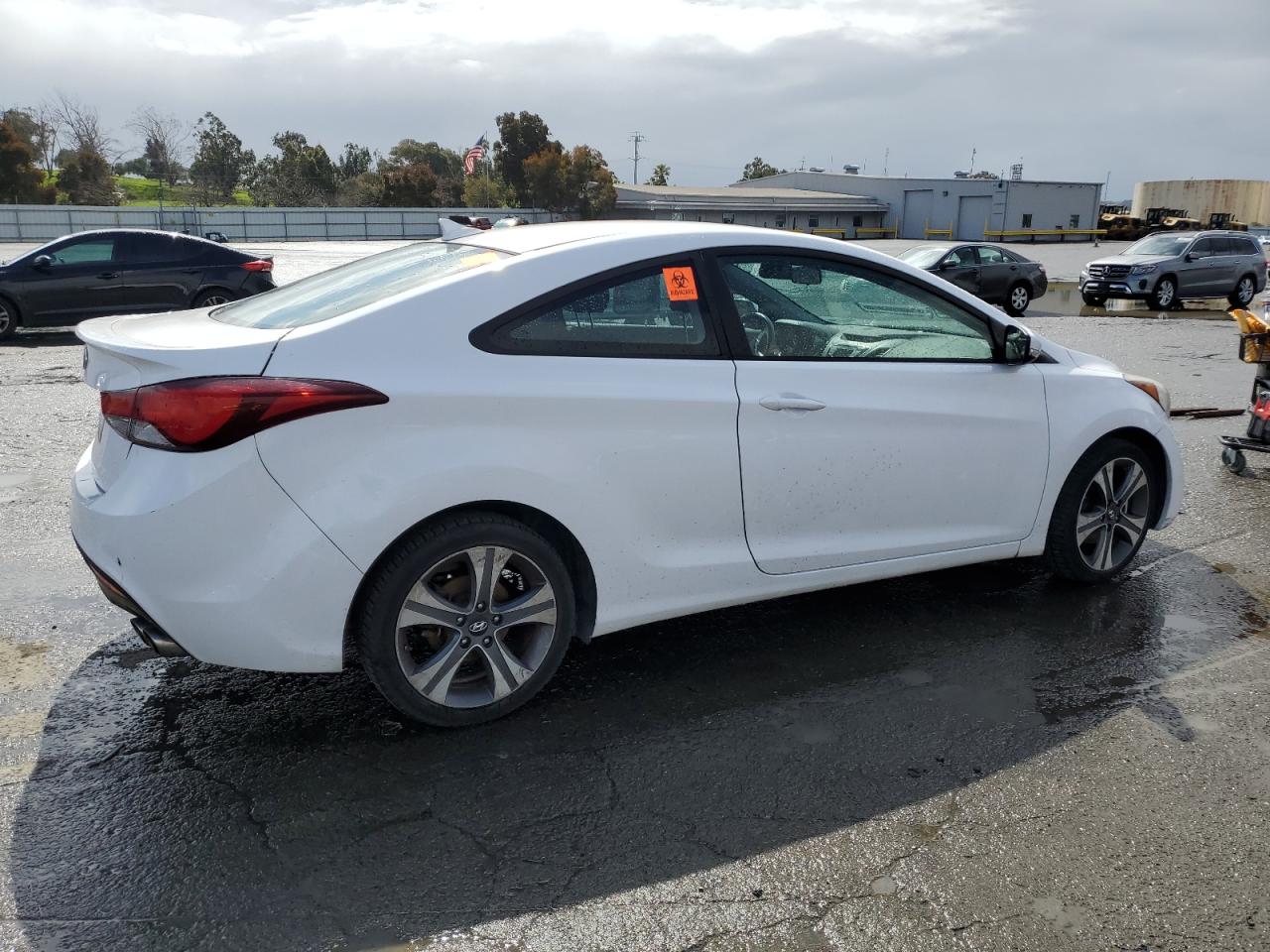 2014 Hyundai Elantra - Image 3