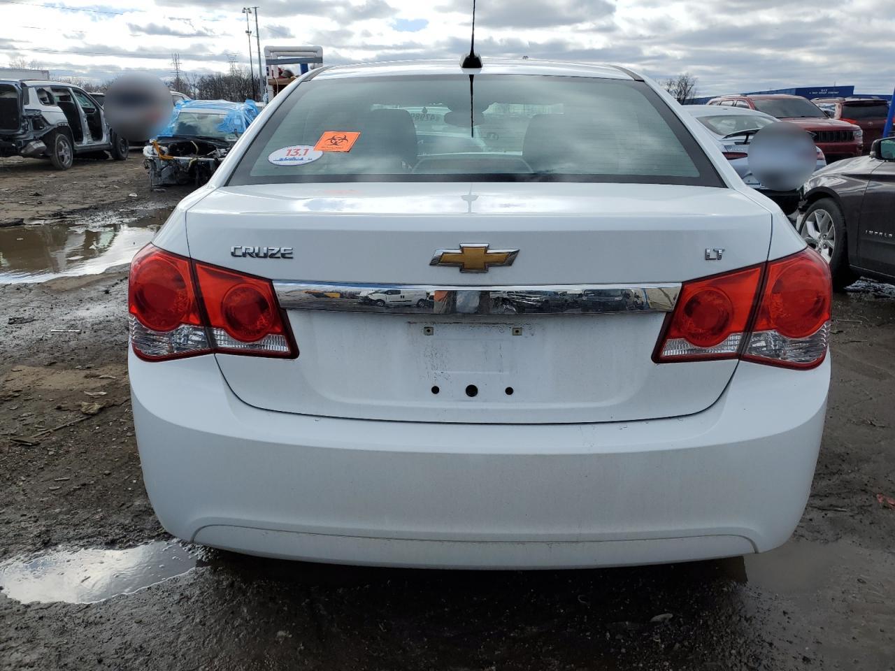 2016 Chevrolet Cruze - Image 6