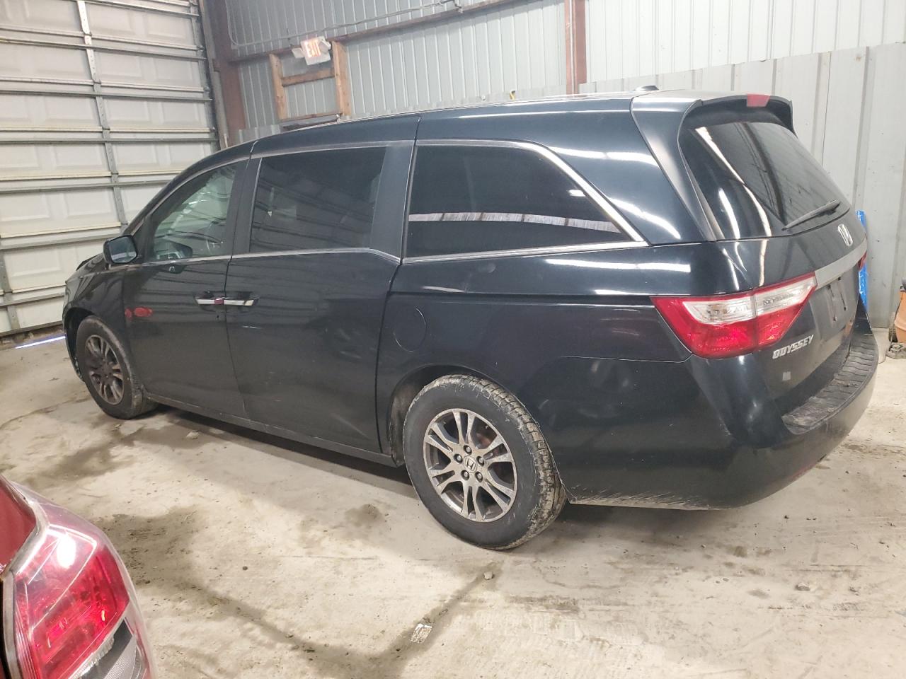 2013 Honda Odyssey - Image 2