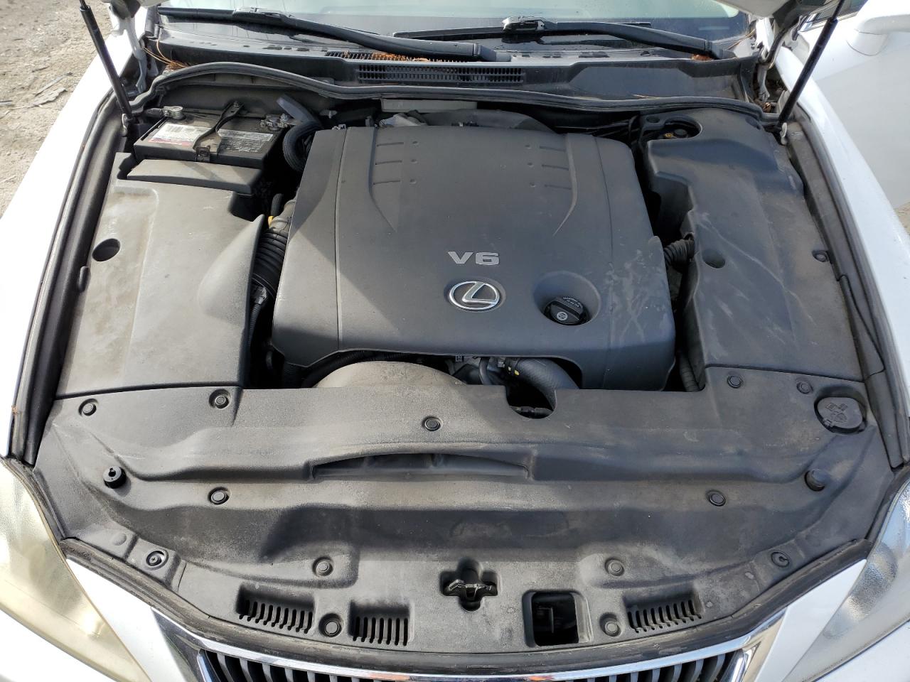 2009 Lexus IS - Image 11