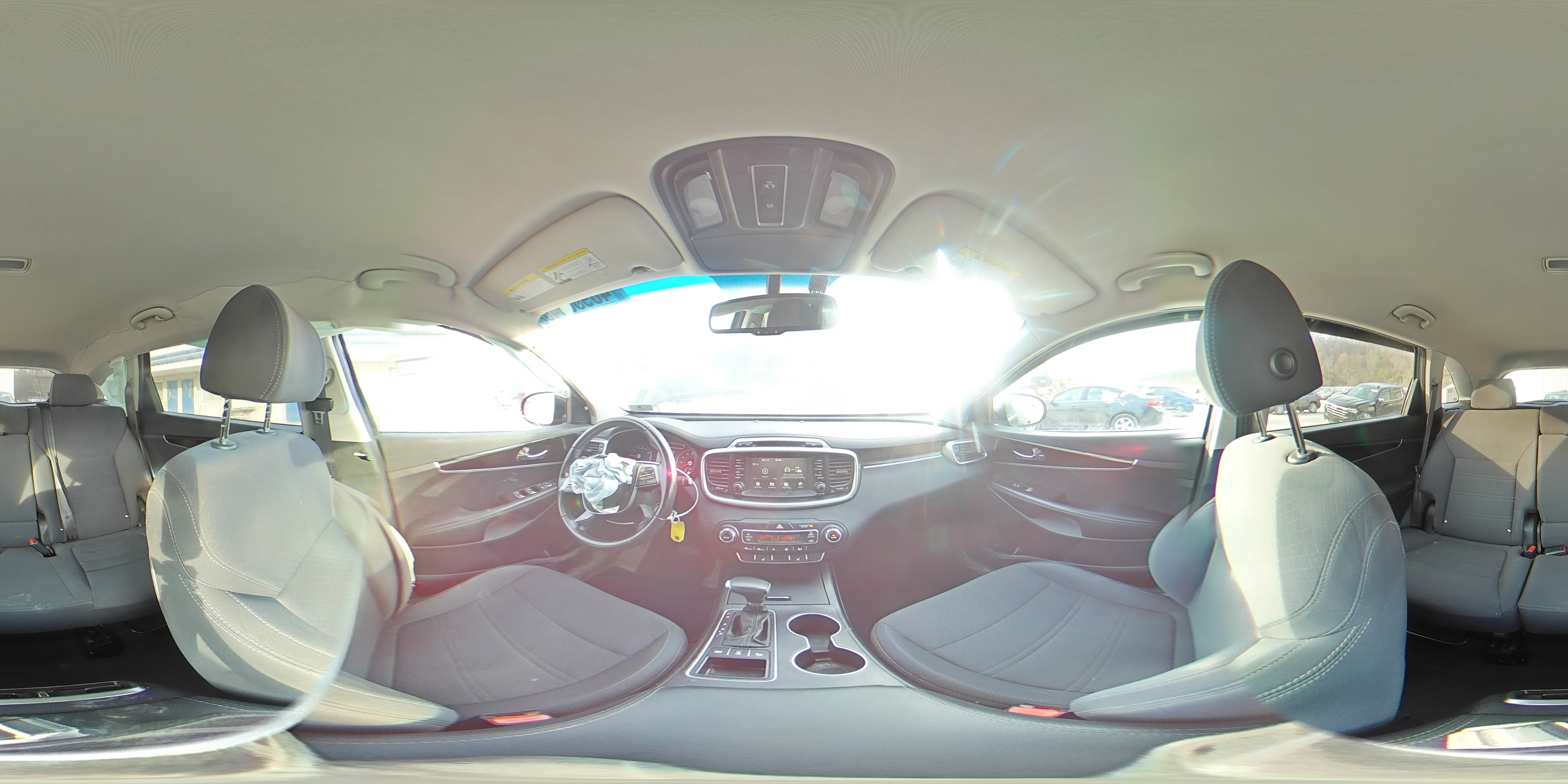 2019 Kia Sorento - Image 14