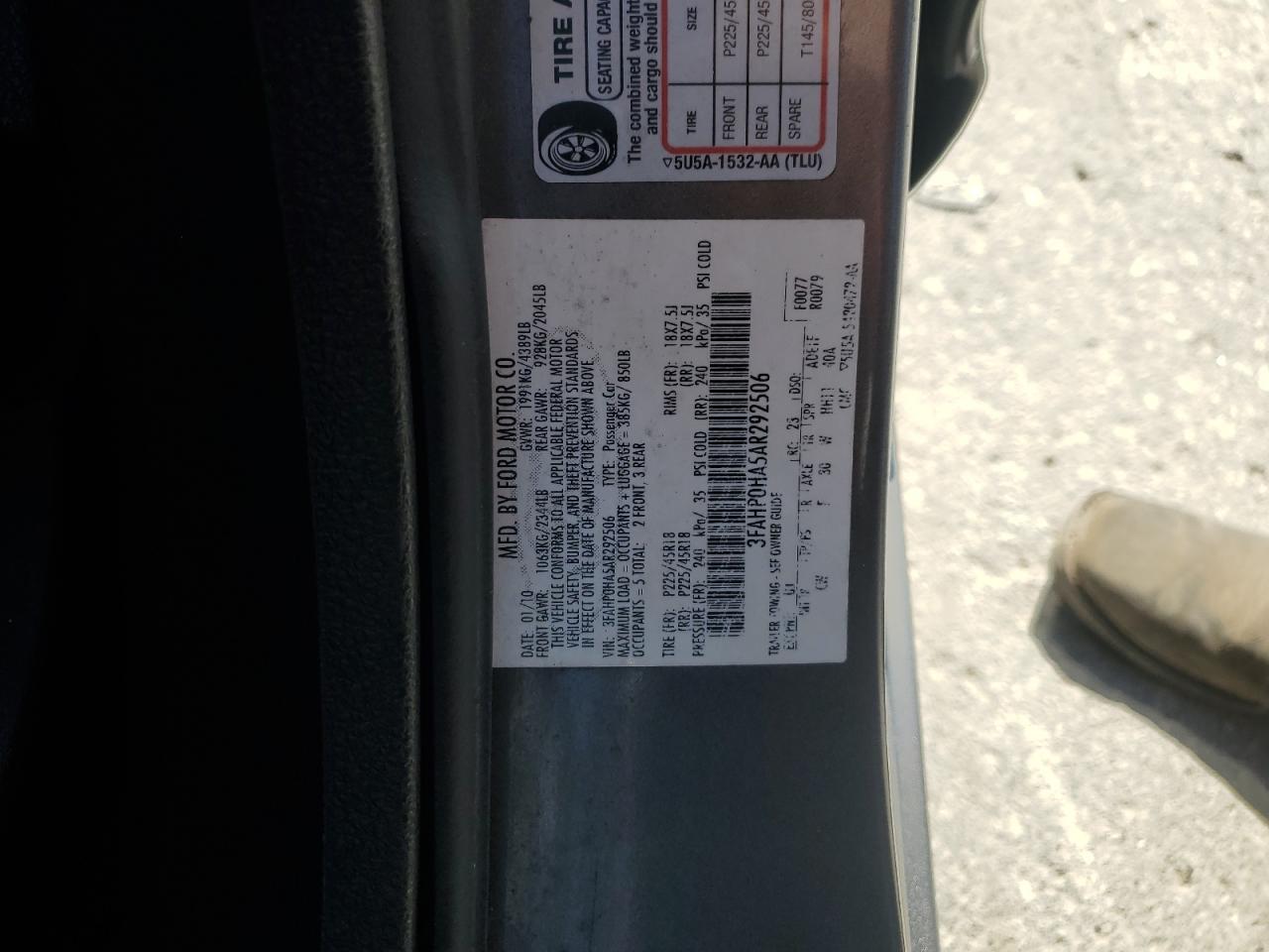 2010 Ford Fusion - Image 14