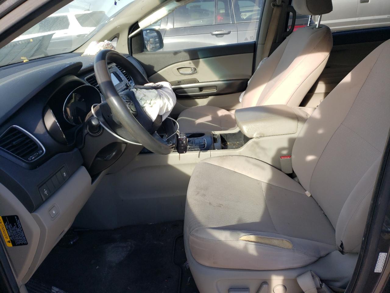 kndmb5c15h6233166 KNDMB5C15H6233166 2017 Kia Sedona Lx