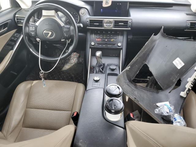  LEXUS IS 2017 Srebrny